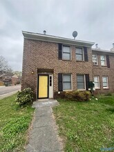 Building Photo - 11568 Jade Ln SE