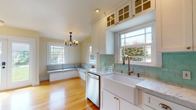 Foto del edificio - Beautiful Craftsman 2 Bedroom North Park Home!