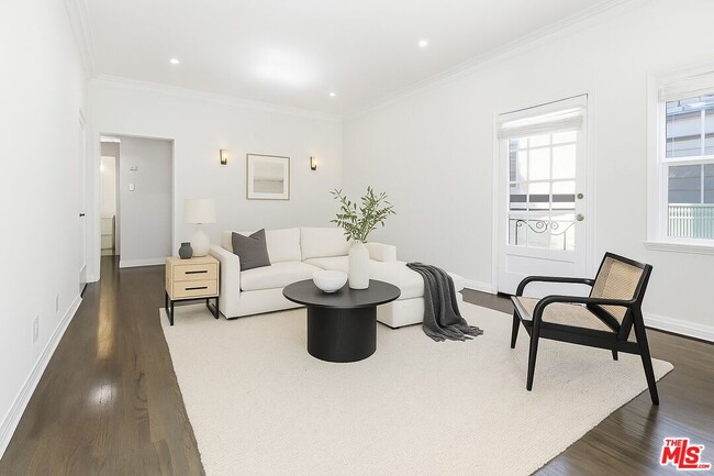 Building Photo - 111 N Harper Ave