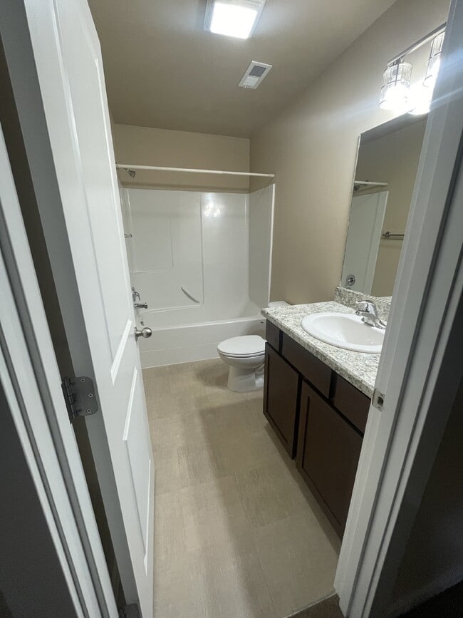 Foto del edificio - 4022 Sunstone St