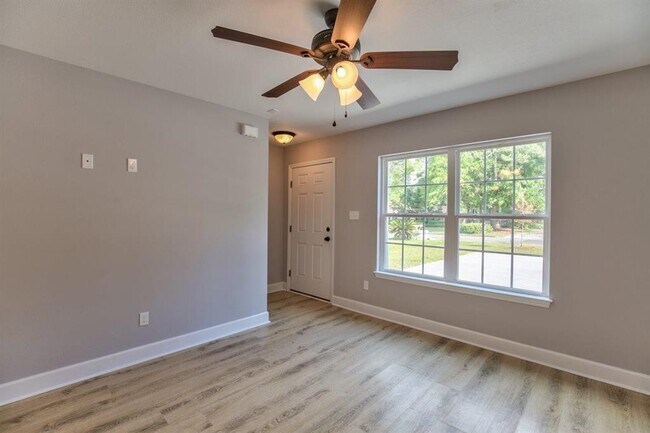 Building Photo - 2812 Kilkierane Dr