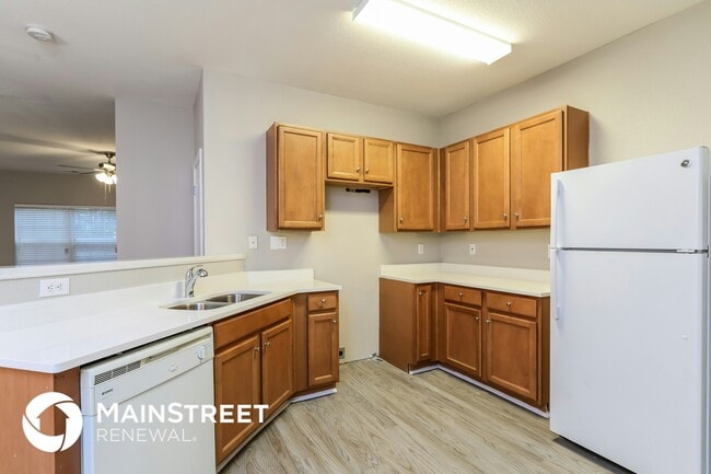 Building Photo - 1370 Rogers Trce