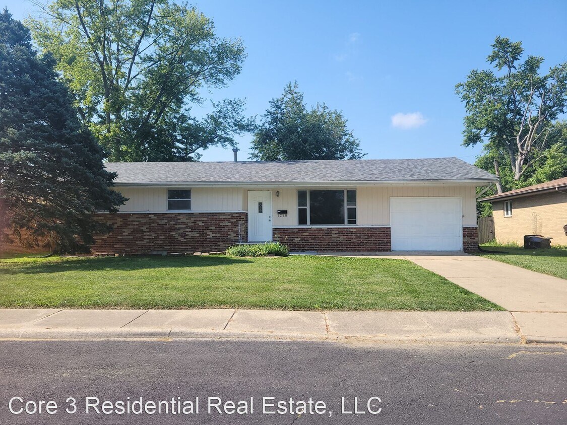 Primary Photo - 3 br, 2 bath House - 2228 West Westport Road