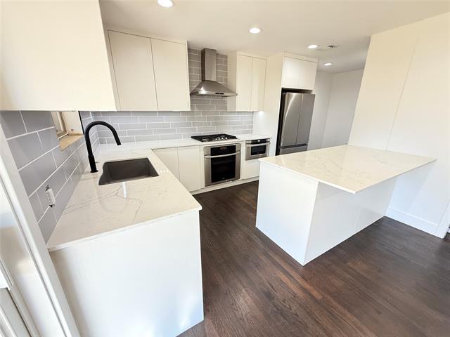 Foto del edificio - 425 Chesier Rd