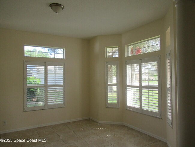 Building Photo - 924 Bryce Ln