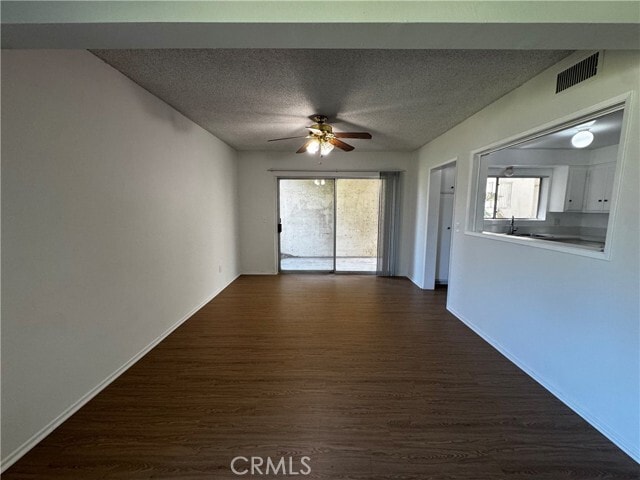 Building Photo - 475 E Cypress Ave