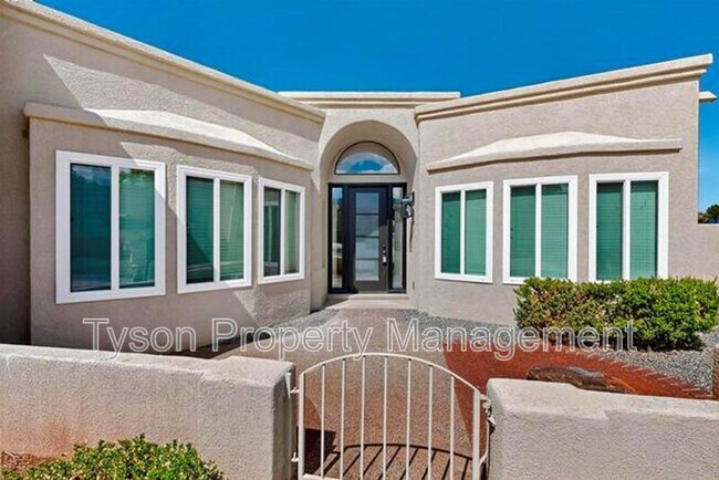 Foto del edificio - 11509 Woodmar Ln NE
