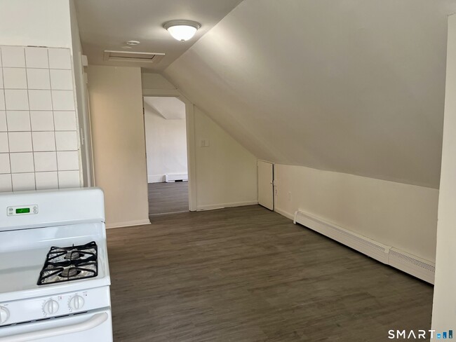 Building Photo - 2449-2451-2451 North Ave