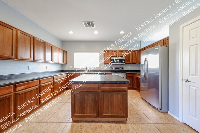 Building Photo - 18166 N Jameson Dr