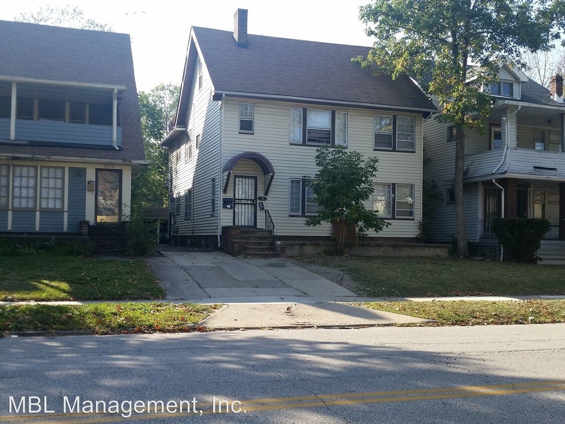Primary Photo - 1650 Coventry Rd