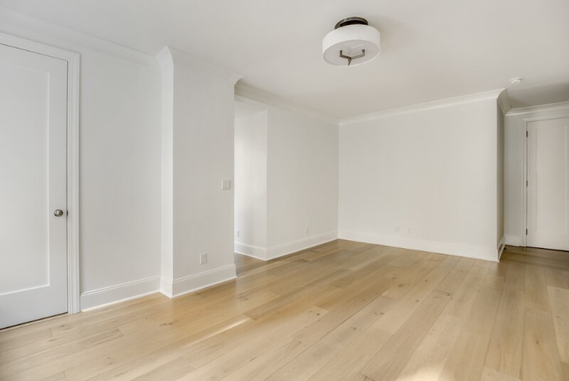 Foto del edificio - 225 W 23rd St