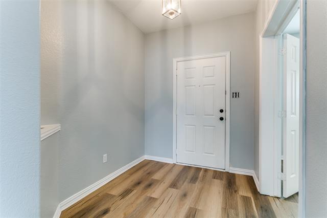 Foto del edificio - 815 Creekside Dr