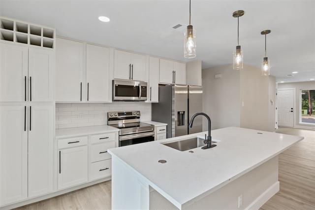 Foto del edificio - 10720 Pagewood Dr