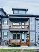 Building Photo - 220 Croleywood Ln