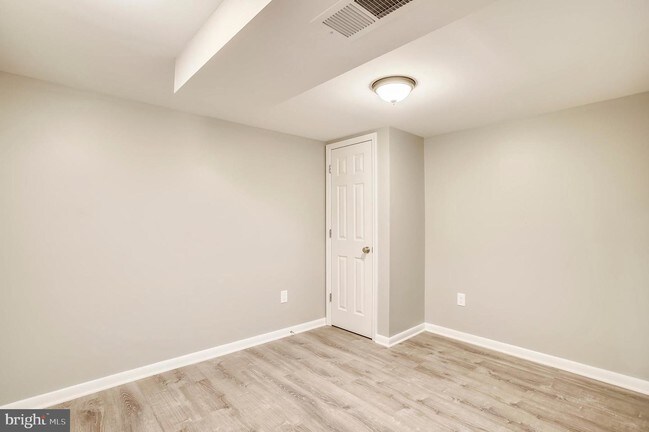 Foto del edificio - 4131 Glen Park Rd