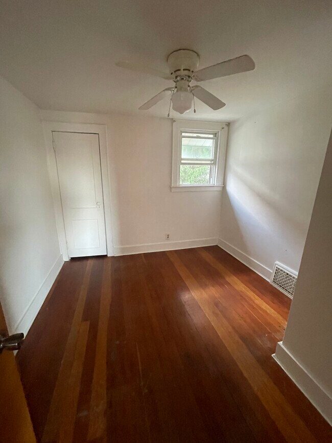 Bedroom with walk-in closet - 106 Windham Ave