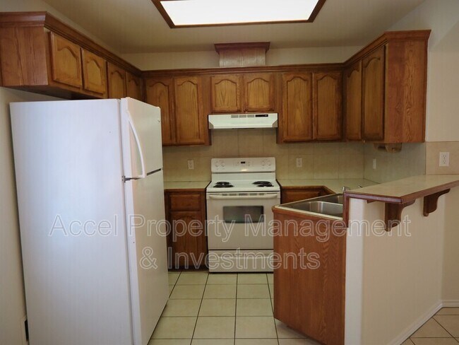 Foto del edificio - 1803 S Ironwood St