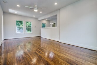 Building Photo - 2221 Rosewood St