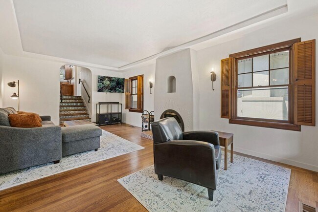 Foto del edificio - (POOL!) 3 bed/2 bath - 1935 Spanish Coloni...