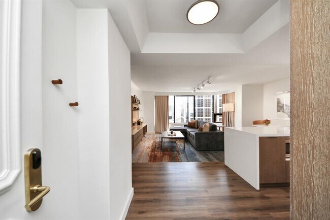 Foto del edificio - 1300 Lamar St