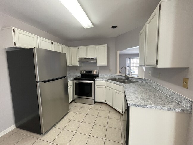 Building Photo - 8538 Westerman Cir