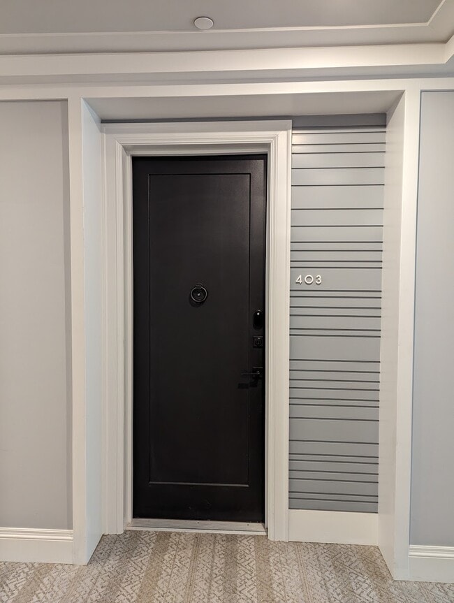 Photo - 300 8th St NE Apartment