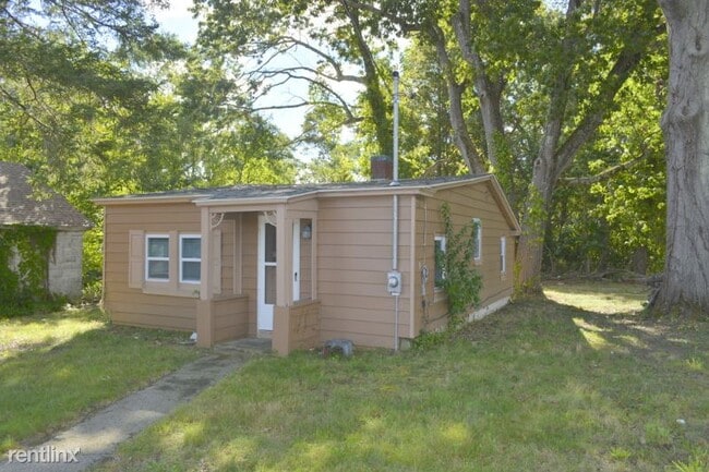 Building Photo - 2 br, 1 bath House - 1503 South County TR