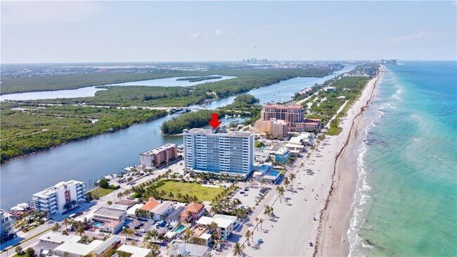 Foto del edificio - 3111 N Ocean Dr