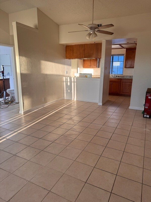 Foto del edificio - 13584 Yakima Rd