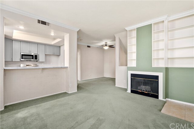 Building Photo - 8000 E Venice Way