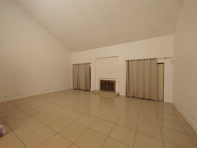 Foto del edificio - 4471 Yupon Ridge Dr