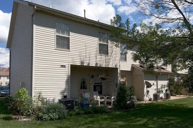 Building Photo - Glenwood Village