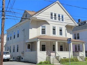 Building Photo - 62 Montauk Ave