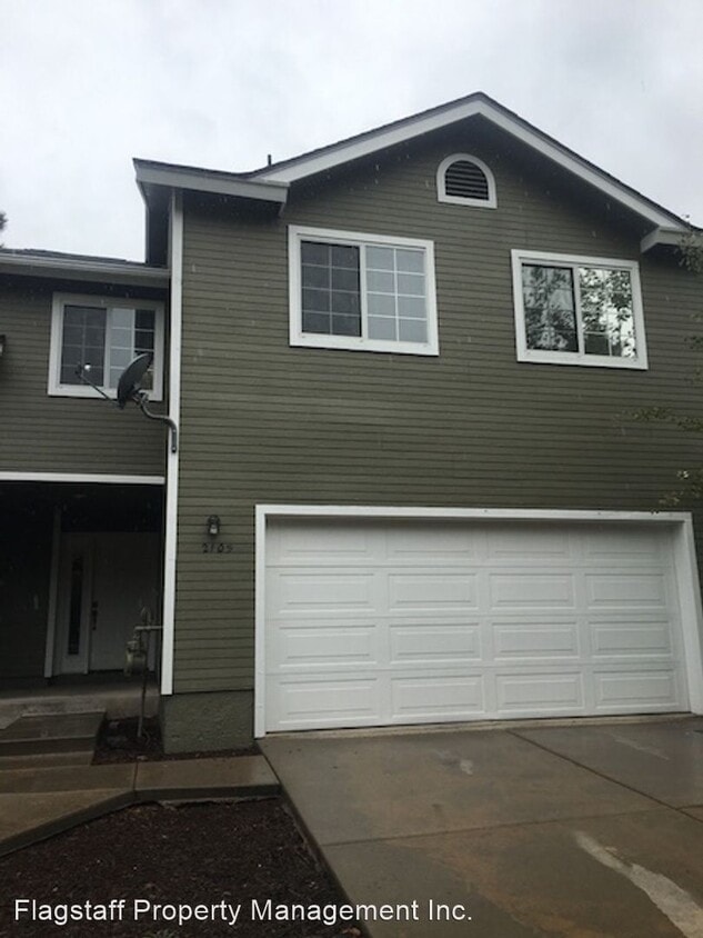 Primary Photo - 3 br, 2.5 bath House - 2109 Linmar Court