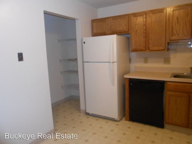 Foto del edificio - 1382 Highland St