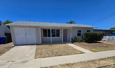 Building Photo - 4680 Otomi Ave