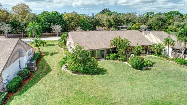 Building Photo - 5665 Westwind Ln