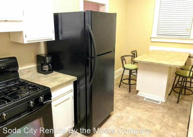 Foto del edificio - 3 br, 2 bath House - 217 South Bull Street