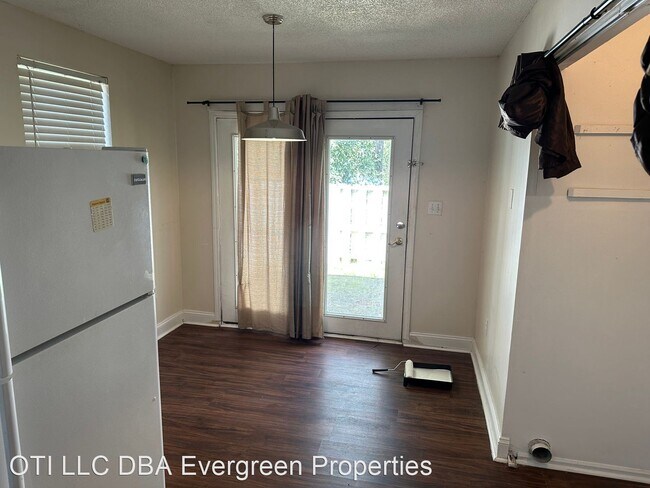Building Photo - 3 br, 2 bath House - 1109 Hulon Lane