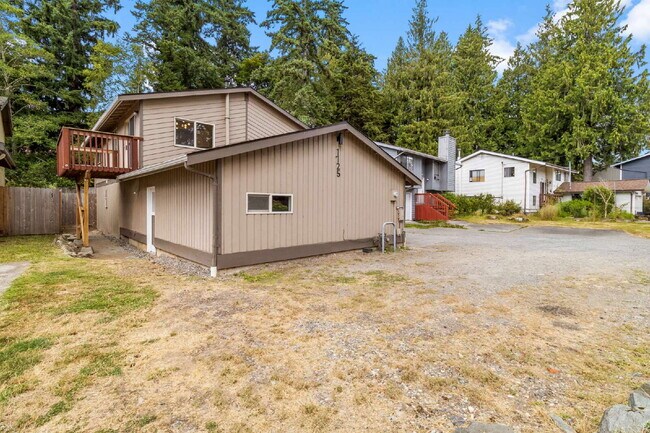 Building Photo - Modern 4-Bedroom Retreat Near Lake Whatcom with Updated Kitchen, Fenced Backyard, and Pet-Friendl...