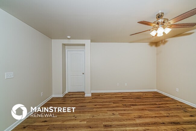 Foto del edificio - 728 Fish Camp Rd