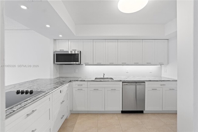 Foto del edificio - 1301 NE Miami Gardens Dr