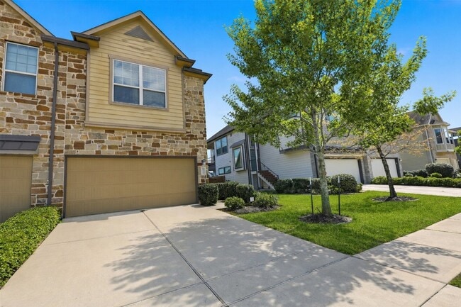 Building Photo - 28027 Rocky Heights Dr