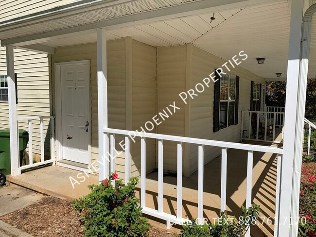 Building Photo - 141 Rocking Porch Ridge
