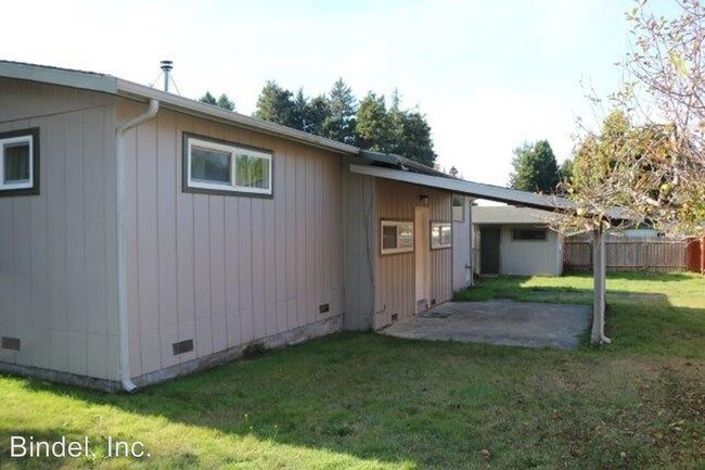 Building Photo - 3 br, 2 bath House - 2085 Fern ST