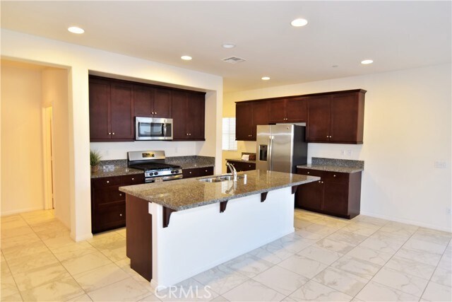 Building Photo - 8626 Stoneside Dr