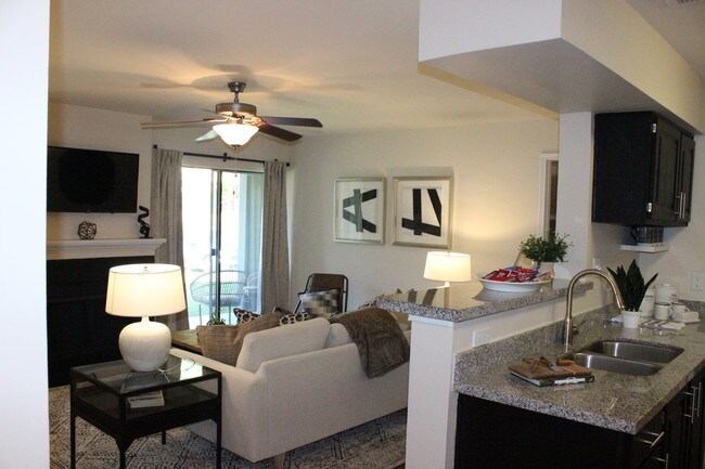 Foto del edificio - Grand Highlands Apartments