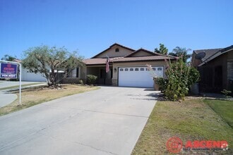 Building Photo - 11011 Southwales Ct