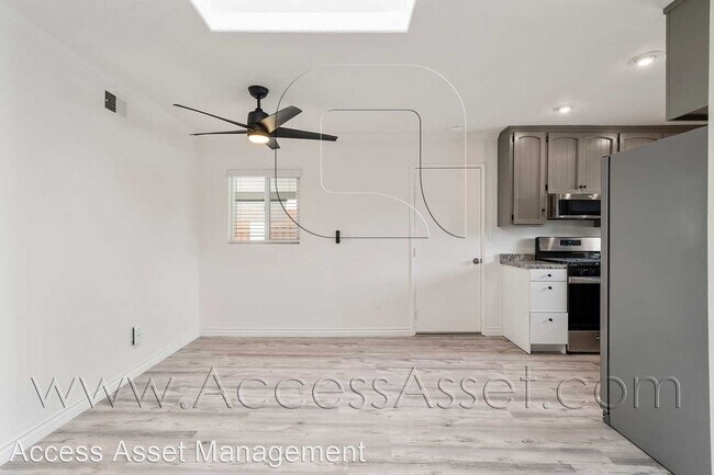 Building Photo - 3 br, 2 bath House - 1636 Zoro Way