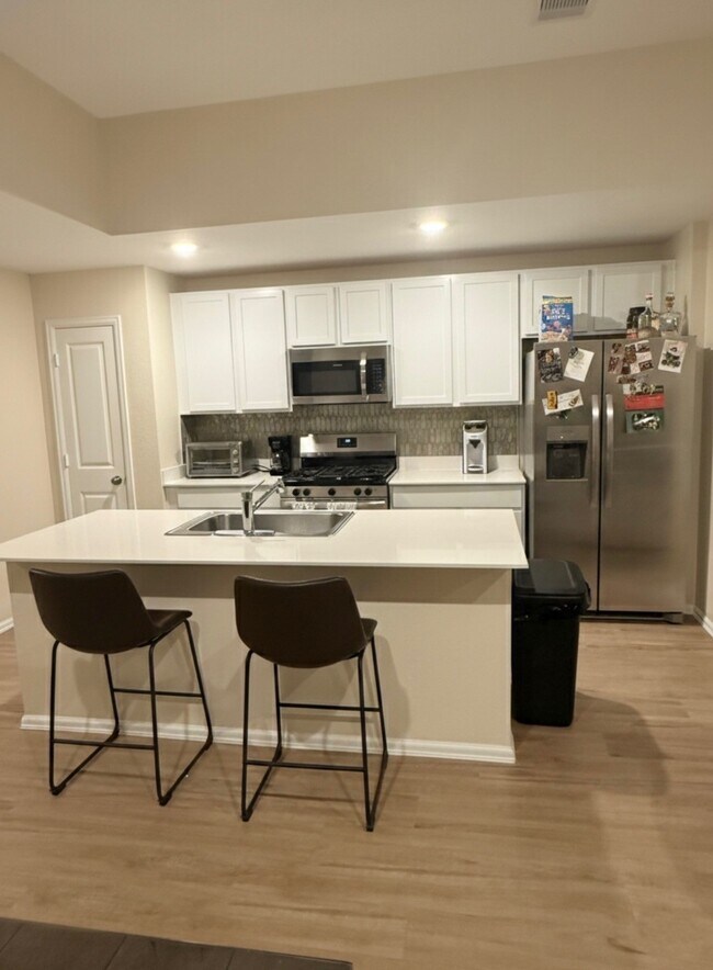 Foto del edificio - 2225 Still Bend Ln